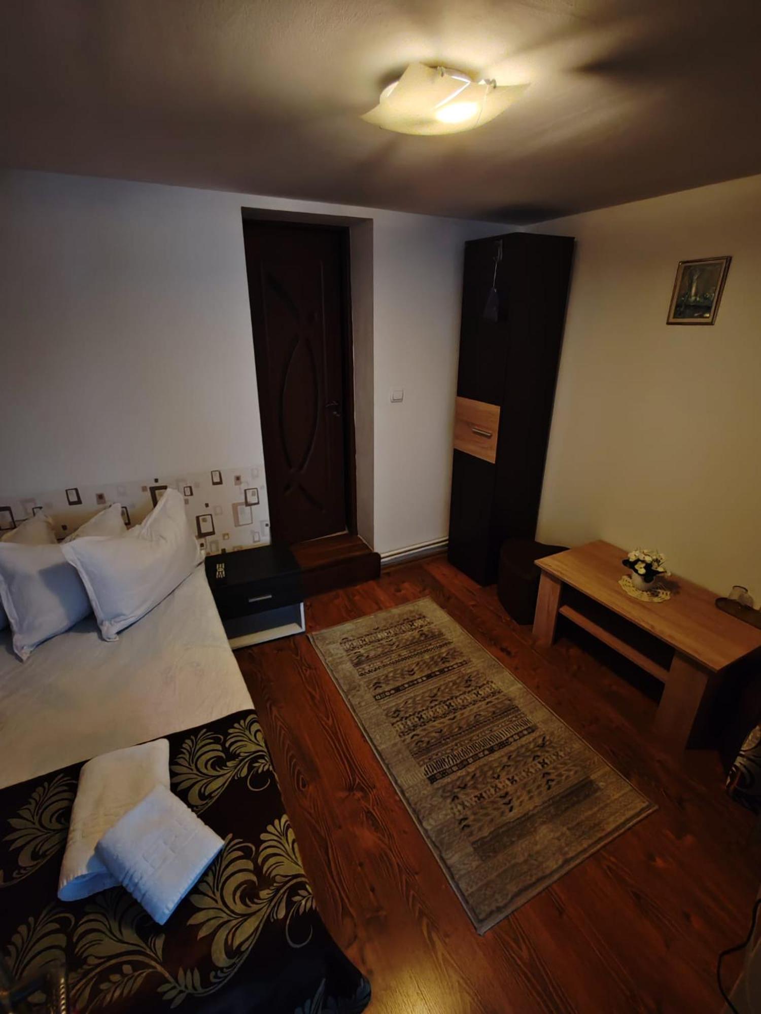 Hotel Casa Alex Topliţa Esterno foto