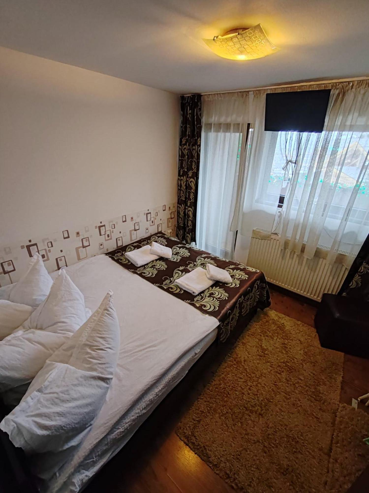 Hotel Casa Alex Topliţa Esterno foto