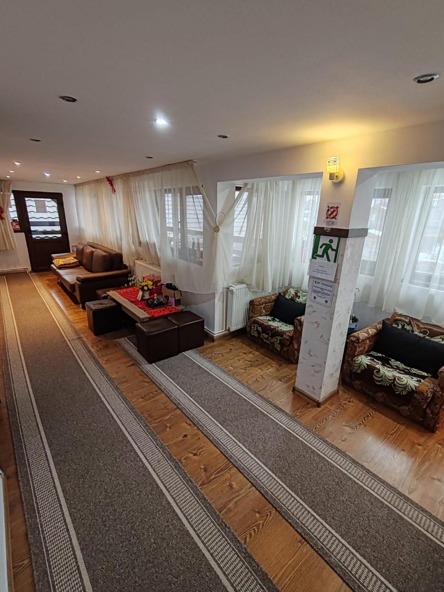 Hotel Casa Alex Topliţa Esterno foto